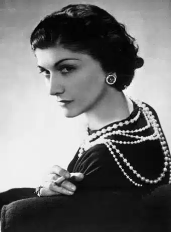 Coco Chanel portrét