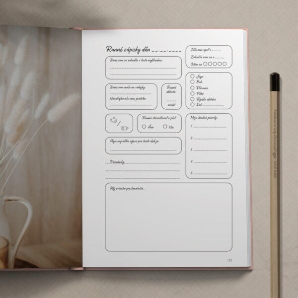 Každý deň ťa v knihe Moje ráno čaká ranný zápisník, ktorý ti má zlepšiť deň